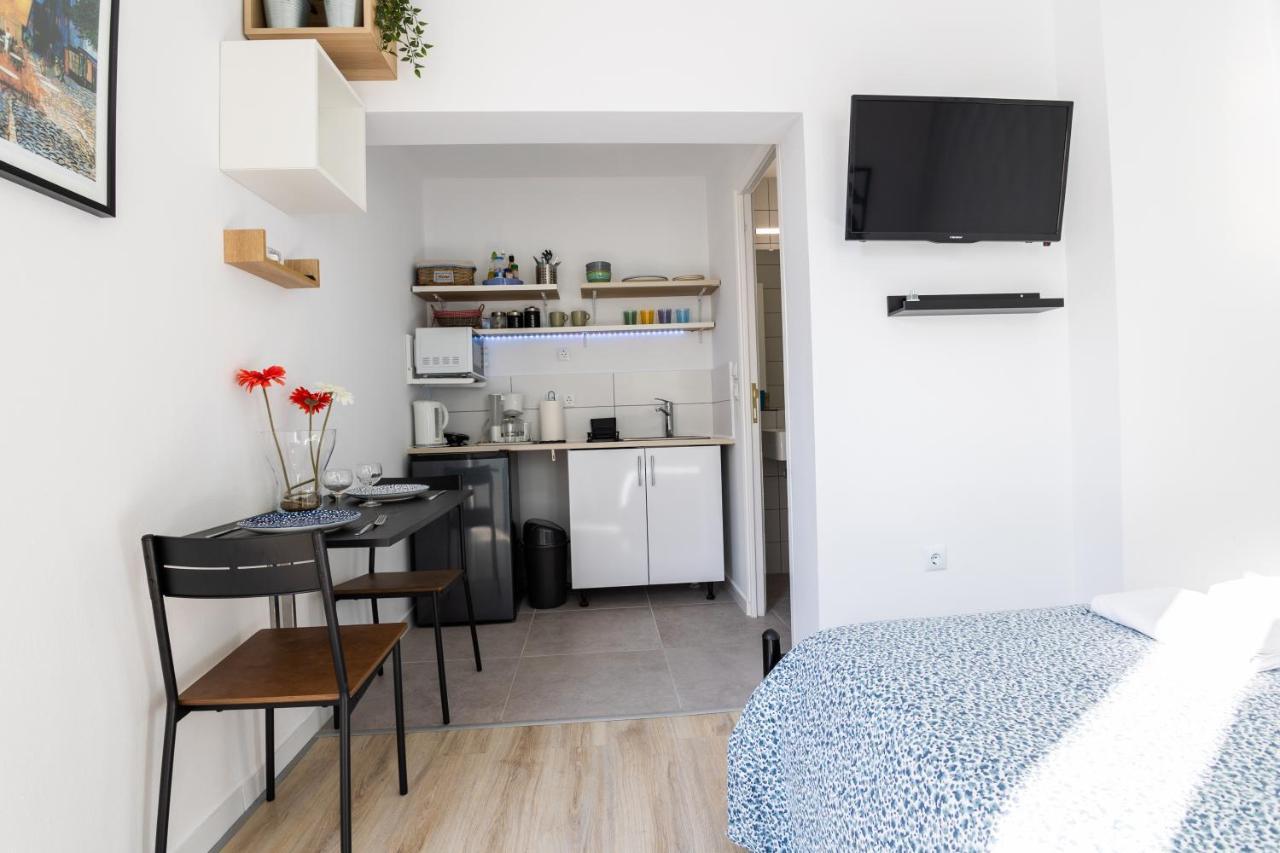 Cozy Studio, Near Airport & Sea Pórto Ráfti Exterior photo
